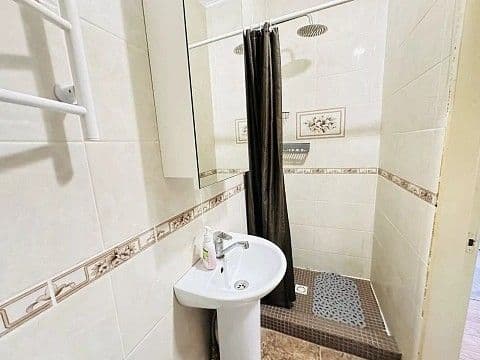 Здам подобово 1-к. квартиру по Ковалівська вулиця — фото 7