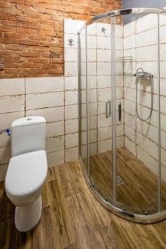 Здам подобово 1-к. квартиру по Насипна вулиця — фото 7