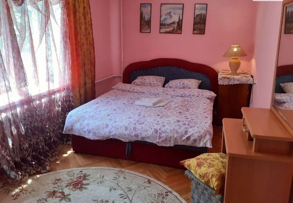 Здам подобово 1-к. квартиру по бульвару Лесі Українки — снимка 8