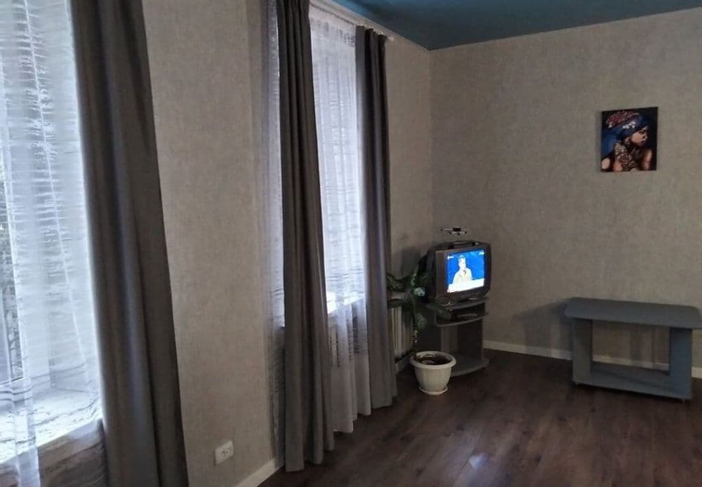 Здам подобово 1-к. квартиру по вулиці Небесної Сотні — photo 5