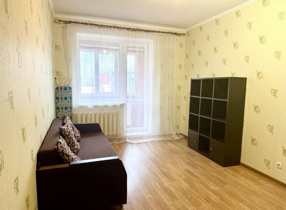 Здам подобово 2-к. квартиру по Срібнокільська вулиця — фото 9