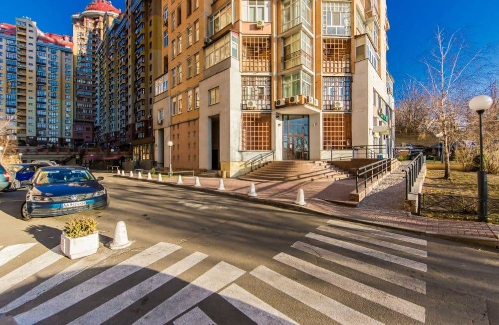 Здам подобово 2-к. квартиру по вулиці Євгена Коновальця — фото 11