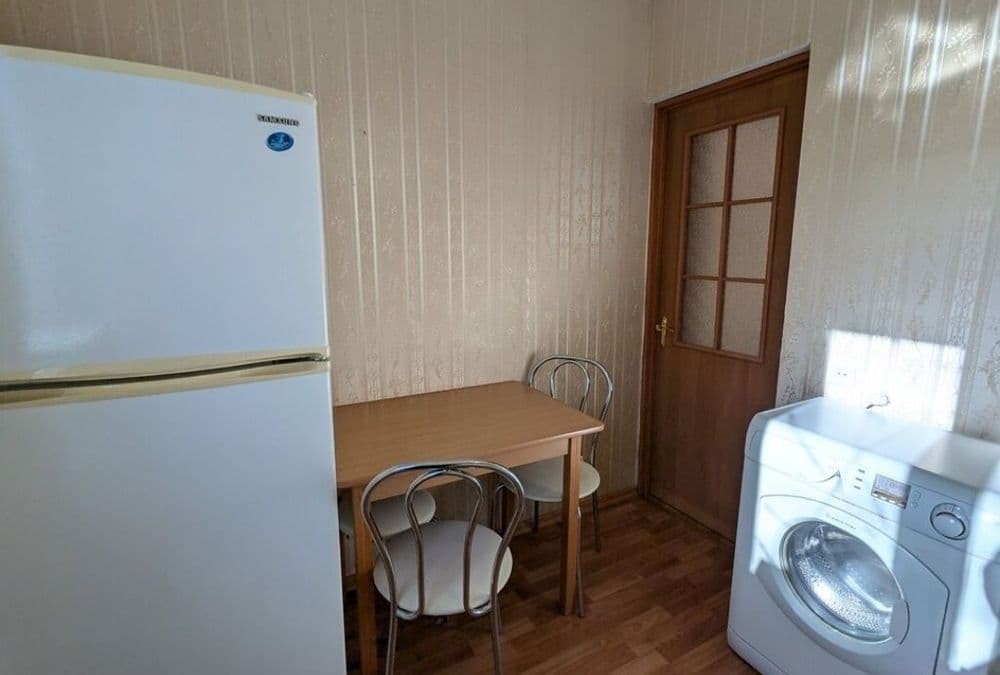 Здам подобово 2-к. квартиру по вулиці Незалежної України — фото 7