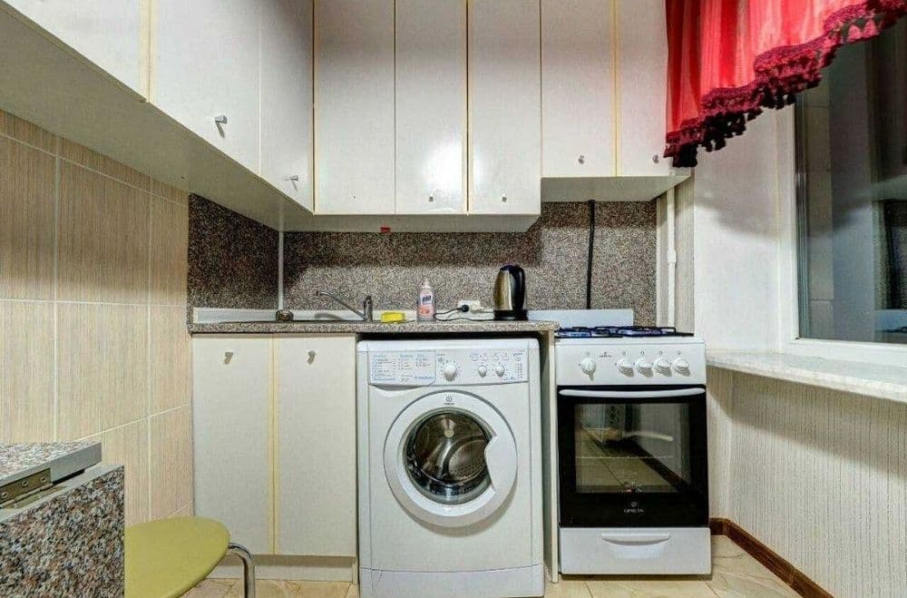 Здам подобово 2-к. квартиру по Мала Житомирська вулиця — фото 6