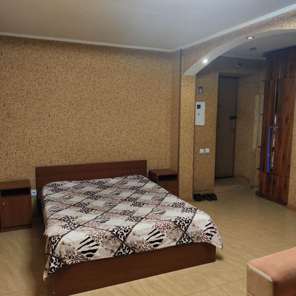 Оренда 1-кімнатної квартири подобово та погодинно в м. Креме — фото 2