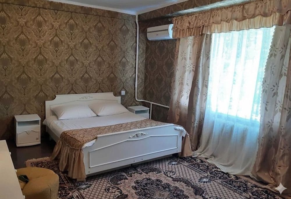 Здам подобово 1-к. квартиру по бульвару Лесі Українки — снимка 2